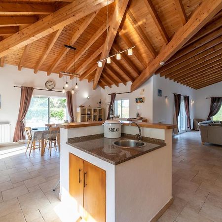 Casa Garrod - Spacious Family Villa อัลเจซูร์ ภายนอก รูปภาพ