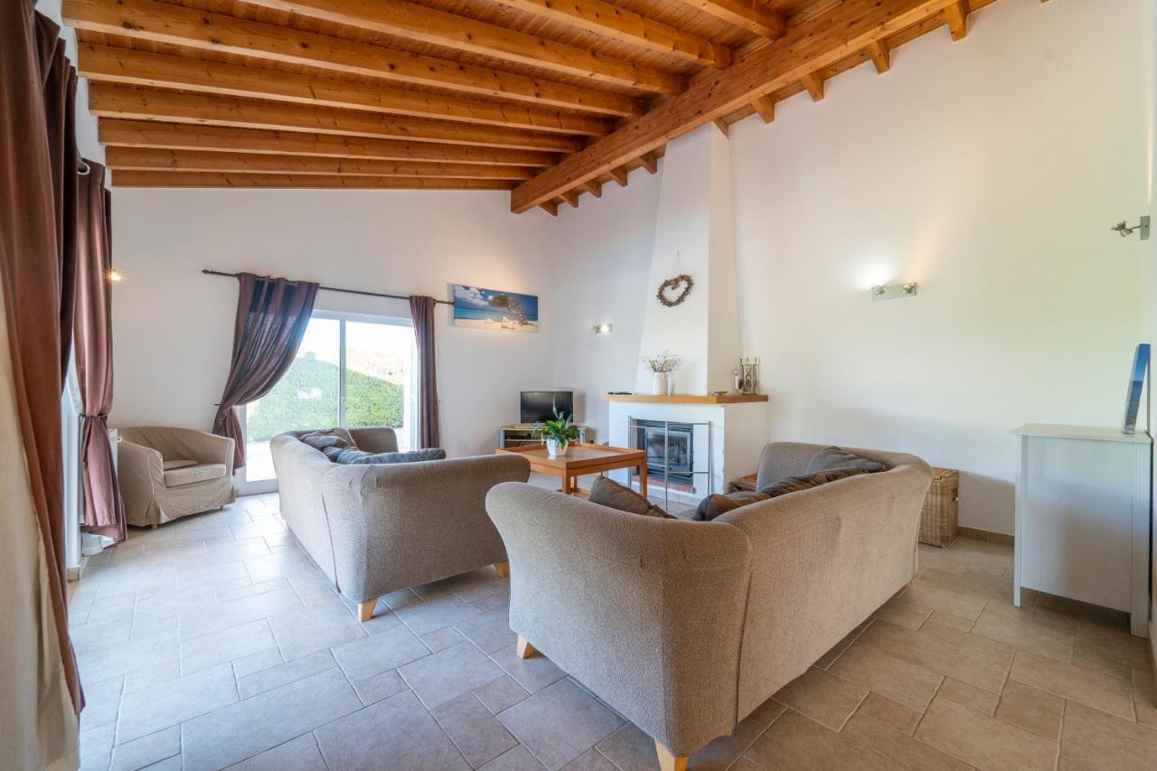 Casa Garrod - Spacious Family Villa อัลเจซูร์ ภายนอก รูปภาพ