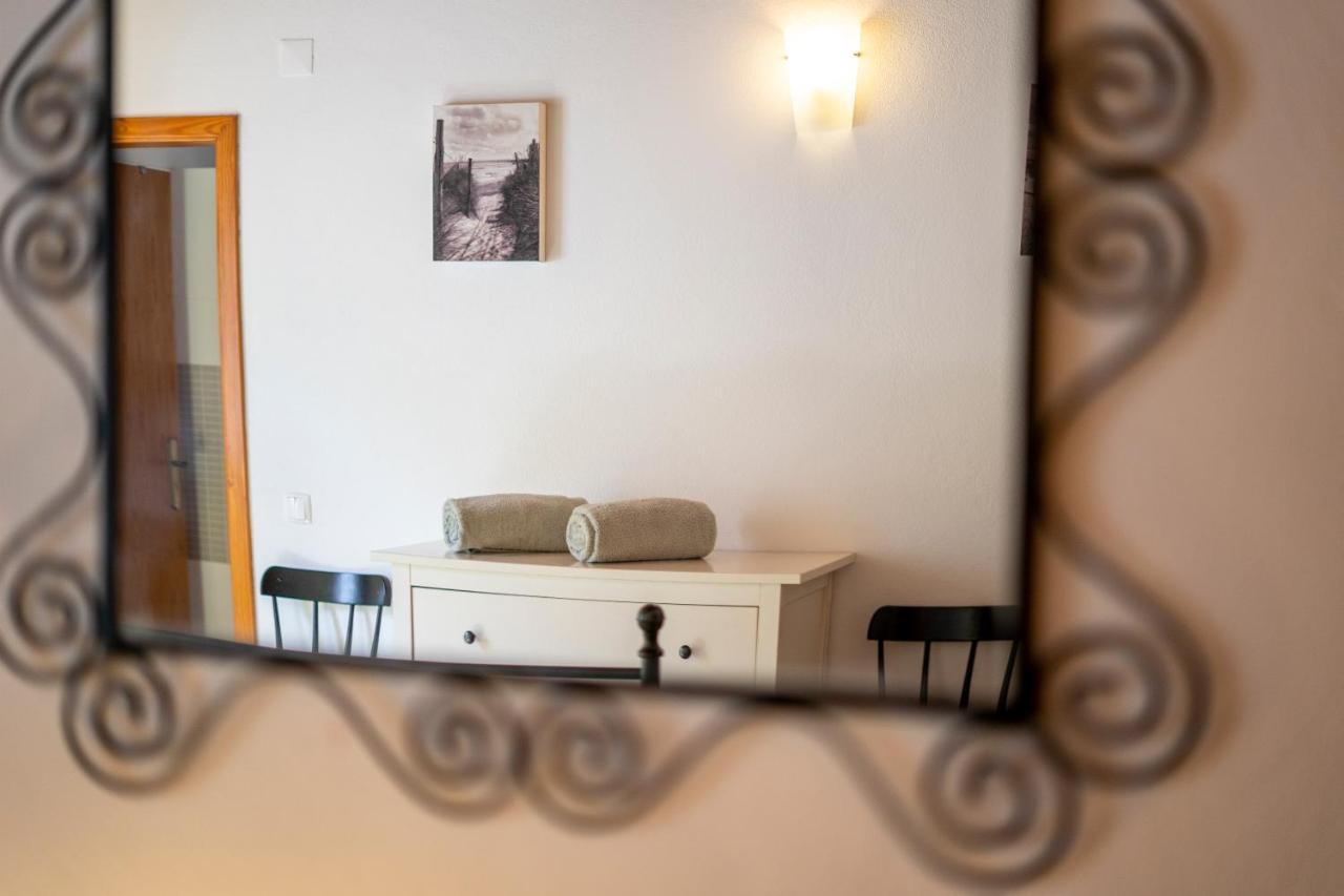 Casa Garrod - Spacious Family Villa อัลเจซูร์ ภายนอก รูปภาพ