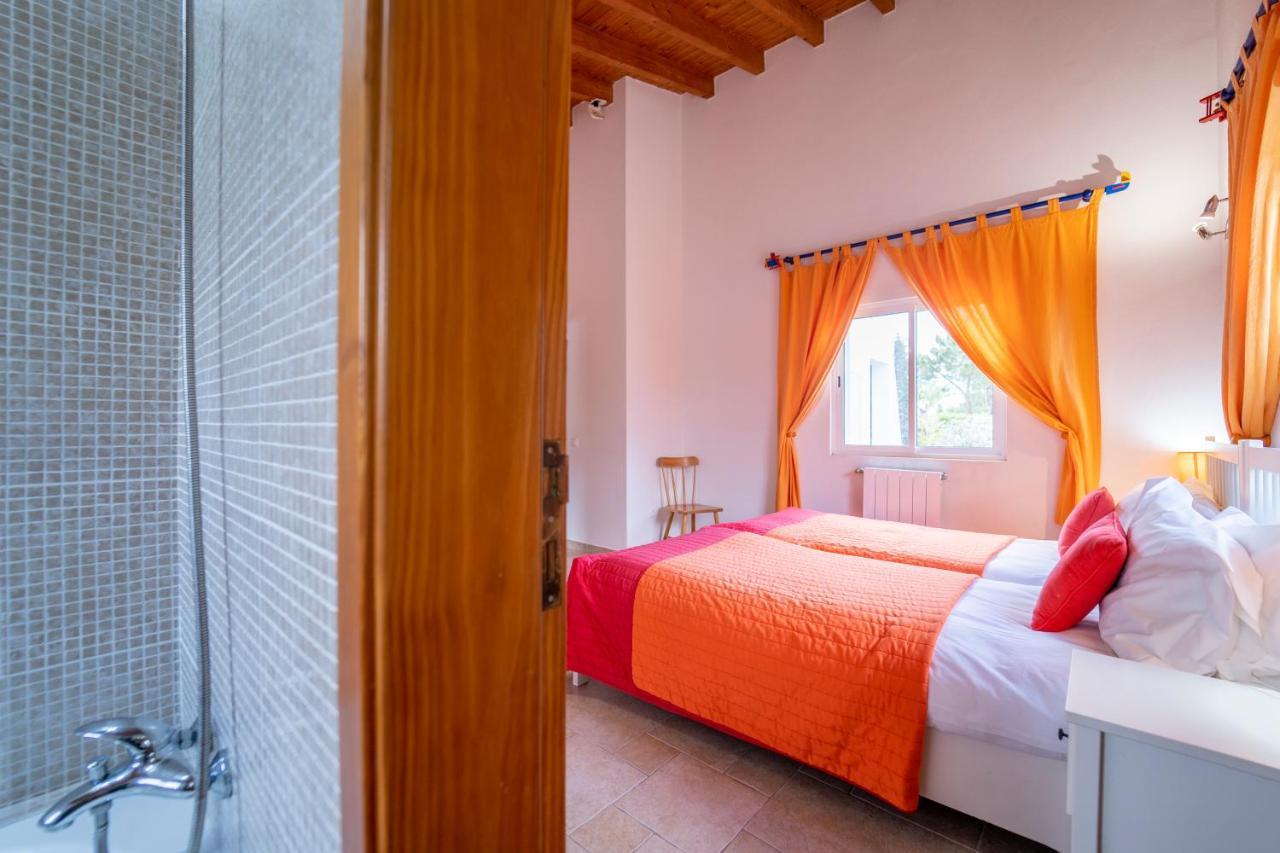 Casa Garrod - Spacious Family Villa อัลเจซูร์ ภายนอก รูปภาพ